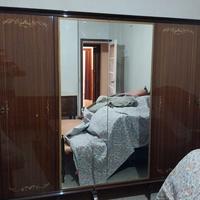 Armadio triplo con specchio centrale - arte povera