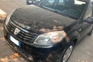 Dacia sandero  1.4 gpl benzina 75cv