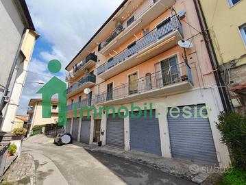 Appartamento di 125 m² con più di 5 locali e box a