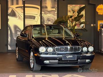 Jaguar XJ 4.2 V8 cat Executive