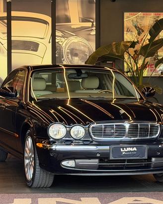 Jaguar XJ 4.2 V8 cat Executive