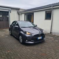 Toyota Yaris 1.5 Hybrid 5p - km reali