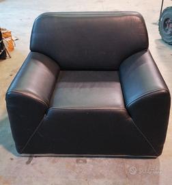 Poltrona , divano  e poltroncina