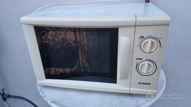 forno microonde funzionante 