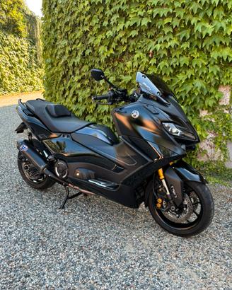 T MAX 560 TECH MAX 2025