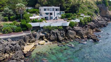 Villa - Minturno