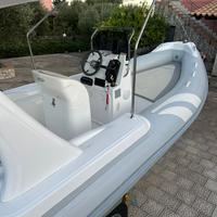 Colbac 580 new Mercury 40pro 2024