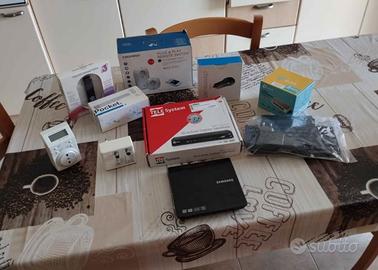 Lotto di articoli Hardware ed elettronica 