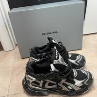 Balenciaga runner