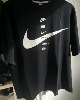 T-Shirt Nike