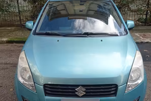 Auto Suzuki Splash