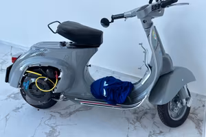 vespa 50 special completamente ristrutturata 