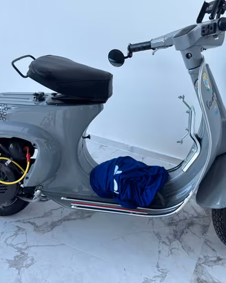 vespa 50 special completamente ristrutturata 