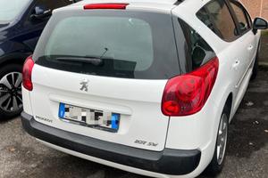 PEUGEOT 207 2012