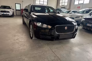 Jaguar XE 2.0 D 180 CV AWD aut. Pure