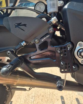 Pedane arretrate Valter Moto per Street Triple 765