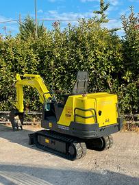 E02 Escavatore 13 q Yanmar B12
