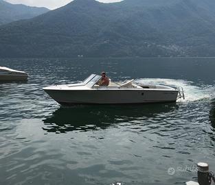Cris Craft Lancer 23