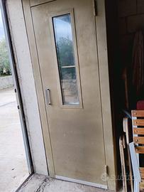 Cabina telefonica anni 70