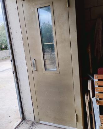 Cabina telefonica anni 70