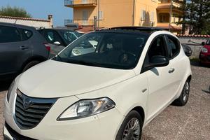 Lancia Ypsilon 1.3 MJT 16V 95 CV 5 porte S&S Silve