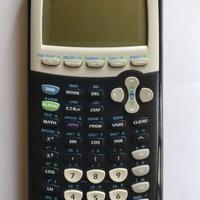 Calcolatrice Grafica Texas  TI 84 plus scientifica
