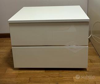 Comodino bianco lucido