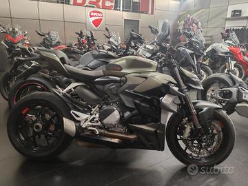 Ducati Streetfighter V2