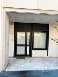 Locale commerciale a piano terra rif.PSC/148