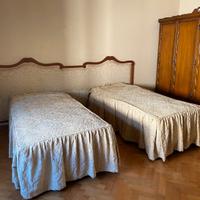 Testiera 2 letti singoli legno, velluto damascato