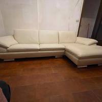 Divano in pelle bianca 3 posti con chaise longue