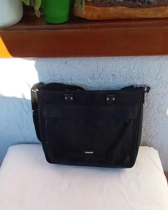 ampia borsa 
