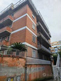 Appartamento di 150 m² con 4 locali a Roma