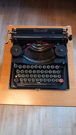 Macchina scrivere Underwood 4-Bank Portable 1926