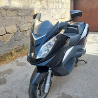 Scooter peugeot satelis 400