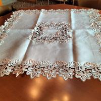 Tovaglia da the ricamata Ellesse 