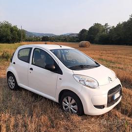 Citroen C 1      km. 79800    4 / 2011