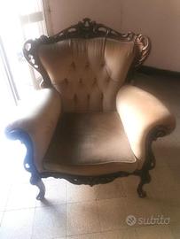 2 poltrone e un divano