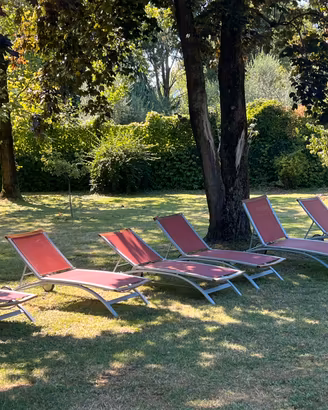 Lettini sole sdraio giardino