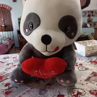 pupazzo panda con cuore