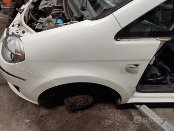 Parafango sinistro LANCIA MUSA del 2009