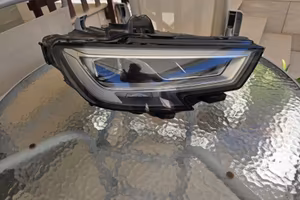 Faro destro Audi A3 2016