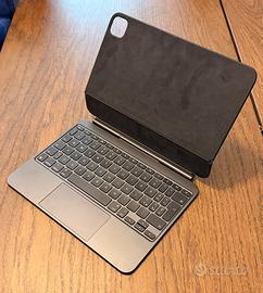 Magic Keyboard originale per iPad Pro 11” (M4)