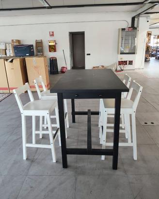 Tavolo alto stile bar