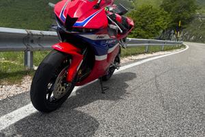 Honda CBR 600 - 2024