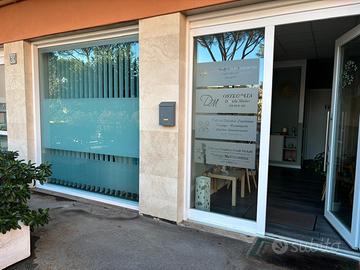 Eur Mostacciano - Stanza uso studio/uffici