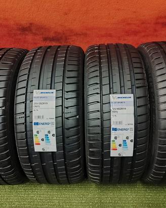 225 40 19 - 255 35 19 Gomme Estive Michelin Nuove