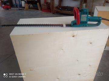 Tagliasiepi Makita