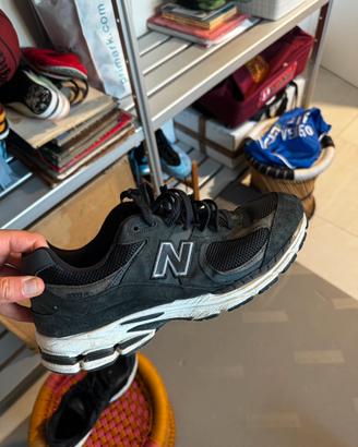 New Balance 2002r