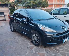 Peugeot 207 - 2006